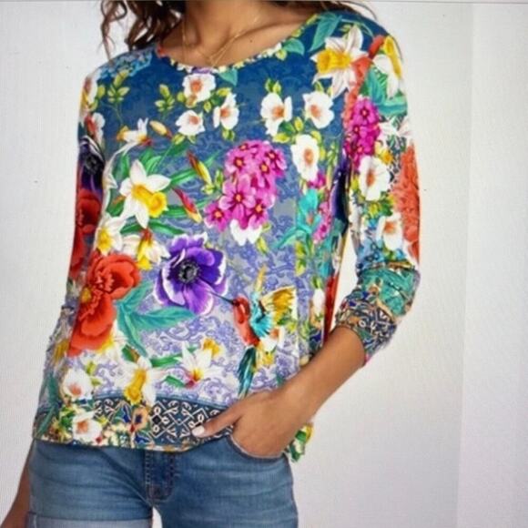 Johnny Was Sz M Sunrise Favorite Top Floral Hummingbird Colorful Bright Bamboo - Picture 2 of 16